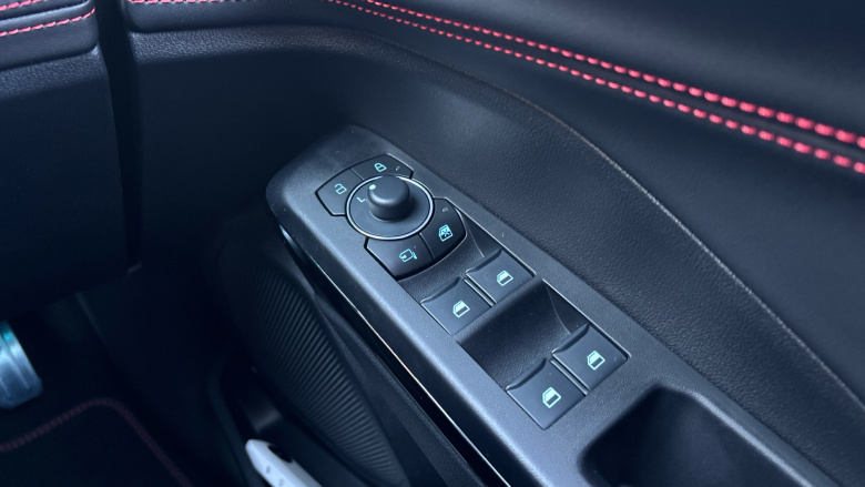 Ford Puma 1.0 EcoBoost Hybrid mHEV ST-Line X 5dr Petrol Hatchback